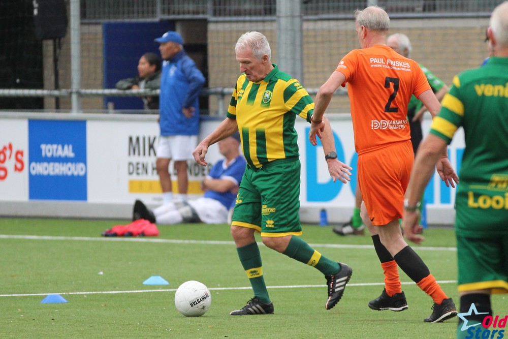 images/gallery/24aug24_OldStars-HaagseVoetbalhistorie
